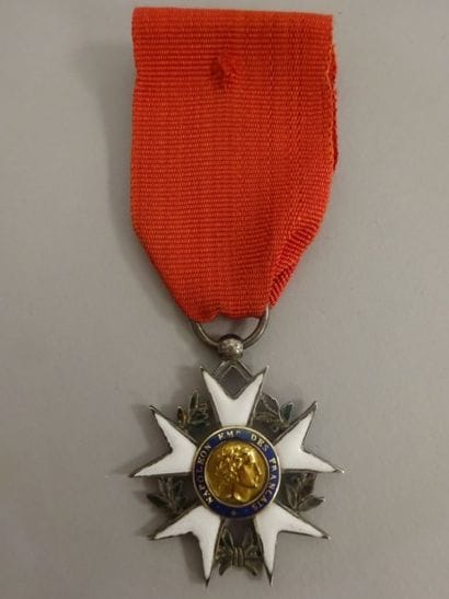 Ordre de la Légion d’honneur


Croix de chevalier,...