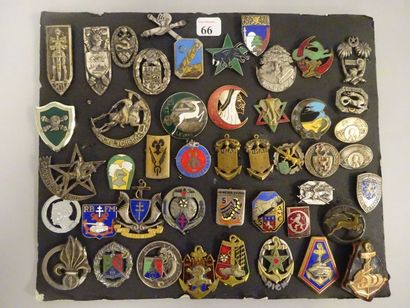 Chars et Auto mitrailleuses, divers colonies...