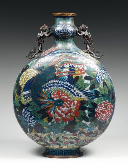 Gourde en bronze doré et émaux cloisonnés...