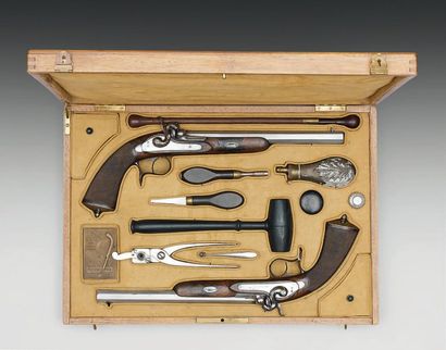 Paire de pistolets de tir ou de combat à...