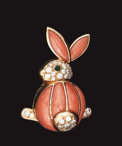 VAN CLEEF & ARPELS
Clip de corsage en or...