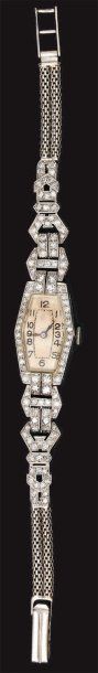 Bracelet-montre de femme en or blanc et platine,...