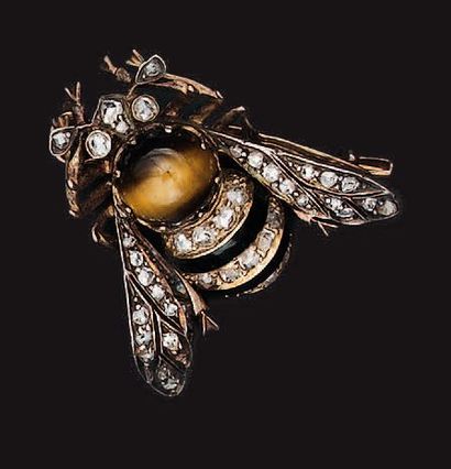 Broche en argent et or jaune stylisée d'un...