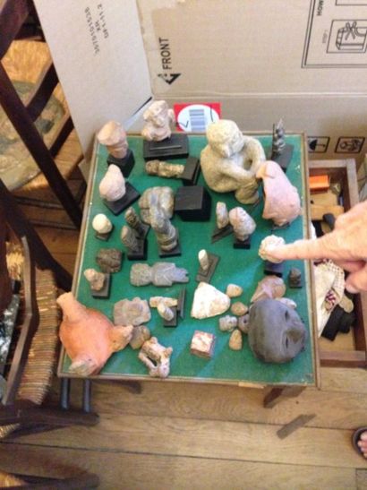 Lot d’objets précolombiens et souvenirs de...
