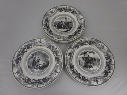 GIEN


Ensemble de 11 assiettes de faïence...