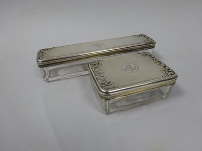 AUCOC AINE


Deux éléments de garniture de...