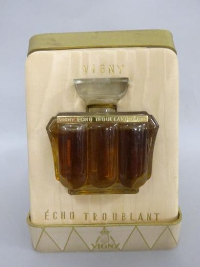 VIGNY


Echo Troublant.

Coffret de présentation...