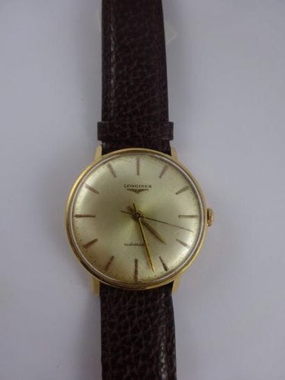 LONGINES


Montre bracelet d'homme. 

Boîtier...