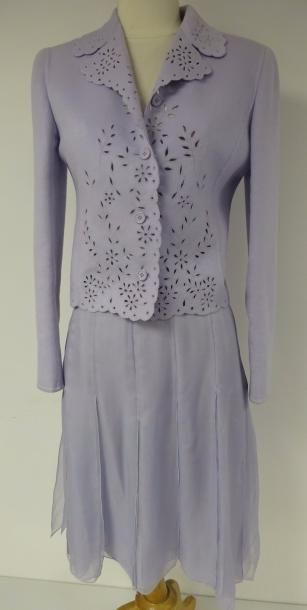VALENTINO


Ensemble jupe et veste en mousseline...