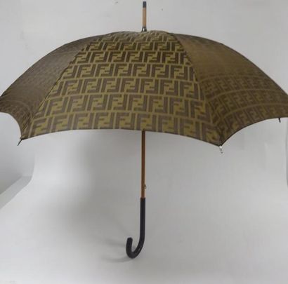 FENDI


Parapluie en toile nylon monogrammée,...