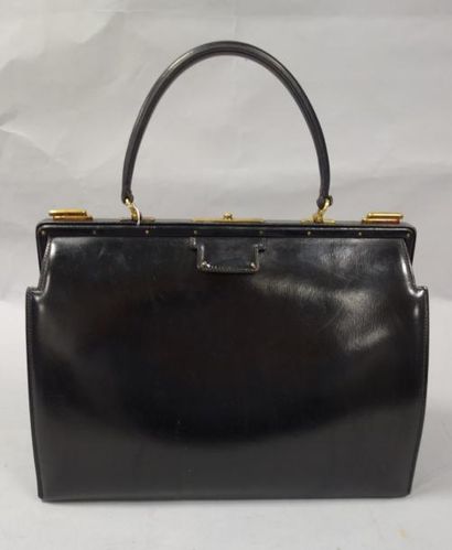 HERMES Paris

Sac de dame en box noir à anse...