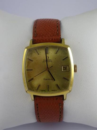 OMEGA


Montre bracelet d'homme. 

Boîtier...