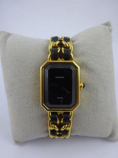 CHANEL, Première


Montre bracelet de dame....