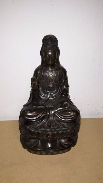 CHINE


Boddhisattva assis sur une feuille...
