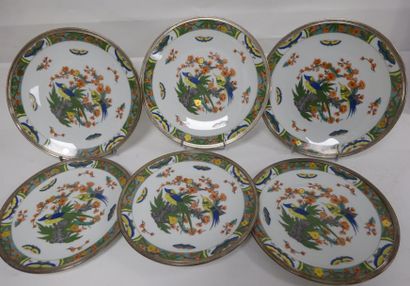 A. RAYNAUD & Cie, Limoges


Cinq assiettes...