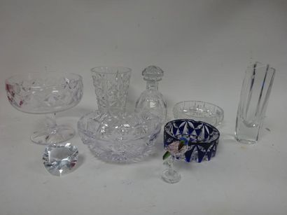 Ensemble de cristaux ou verre comprenant...