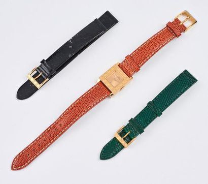 CHRISTIAN DIOR


Montre bracelet de dame.

Boîtier...