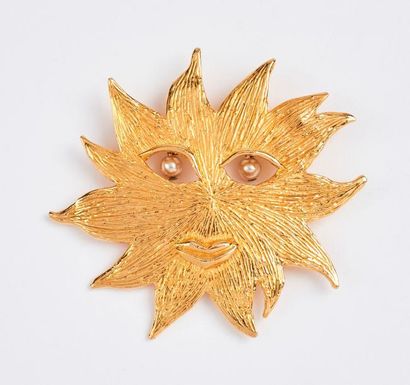Sonia RYKIEL


Broche Soleil en métal doré,...
