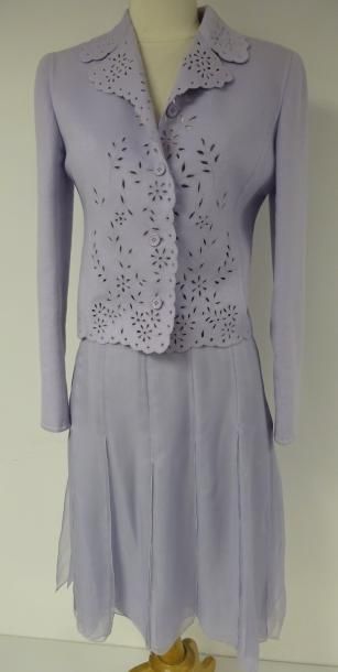 VALENTINO


Ensemble jupe et veste en mousseline...