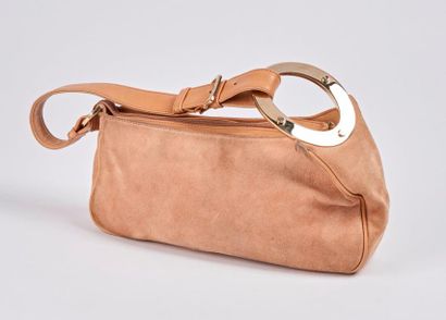 Sonia RYKIEL


Sac à main en cuir rouge.

Taille...