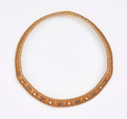 Collier ruban ras de cou en or jaune (750),...