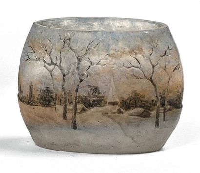 Etablissements DAUM à Nancy
Petit vase aplati...