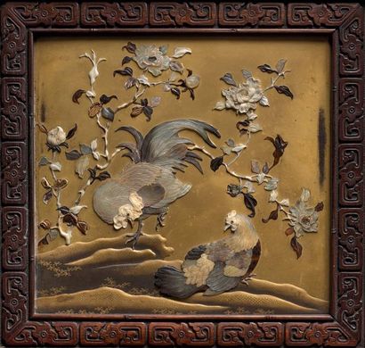 JAPON
Cabinet en bois exotique mouluré, à...