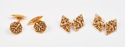 Paire de boutons de manchettes en or jaune...