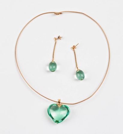 BACCARAT


Pendentif en forme de coeur en...