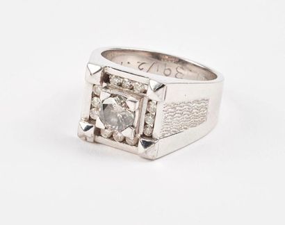 Bague chevalière en argent (min 800) palladié...