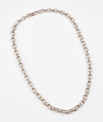 HERMES Paris

Sautoir en argent (800) composé...