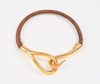HERMES Paris


Bracelet cordage de cuir brun,...