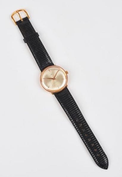 LIP, Panoramic


Montre bracelet d'homme.

Boîtier...