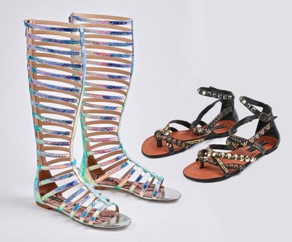 Just CAVALLI


Paire de spartiates montantes...