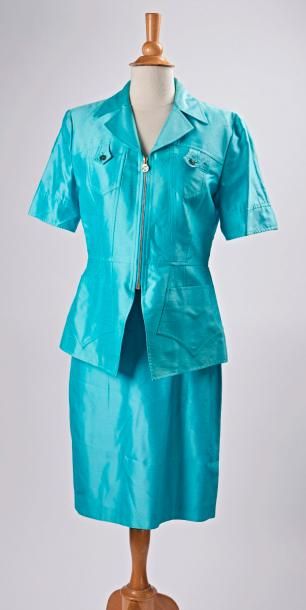 Bazar de Christian LACROIX


- Tailleur veste...