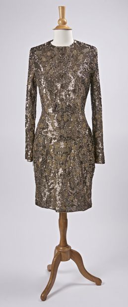 Elie SAAB


Robe de cocktail courte à manches...