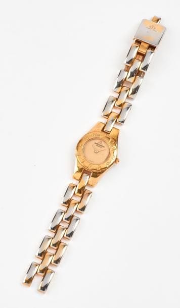 BAUME & MERCIER


Montre bracelet de dame...