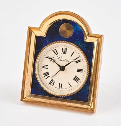 CARTIER


Pendulette-réveil de chevet en...