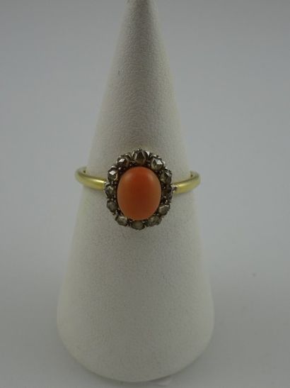 

Bague en or jaune (750) et platine (950)...