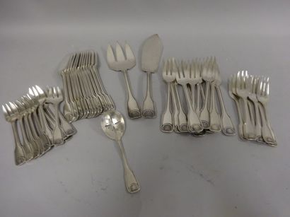 Partie de ménagère en métal argenté, modèle...
