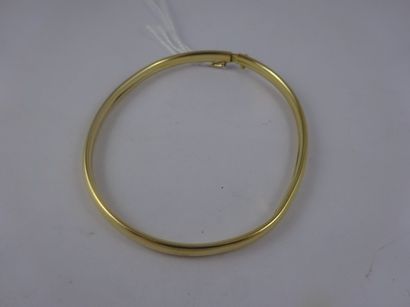 

Bracelet jonc creux, ouvrant, en or jaune...