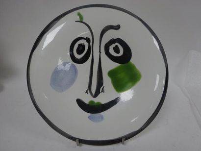 Pablo Picasso (1881-1973)


Visage N° 197.

Assiette...