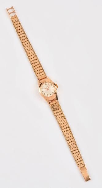 LIP


Montre bracelet de dame en or jaune...