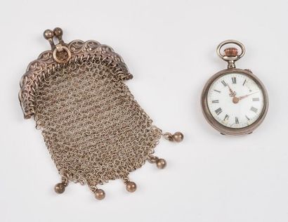Montre de col en argent (800).

Cadran blanc,...