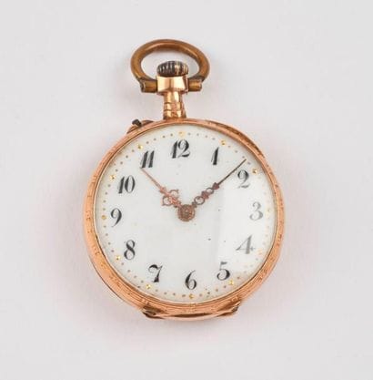 Montre de col en or jaune (750).

Cadran...