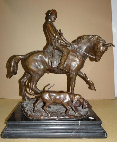 Cavalier et deux limiers.

Epreuve en bronze...