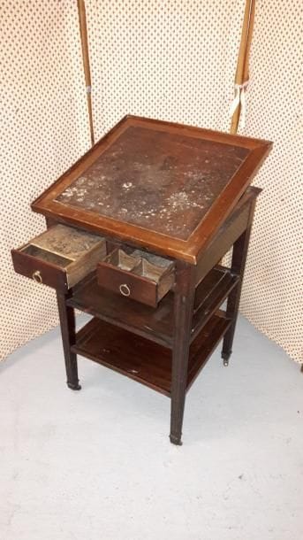 Table d'appoint carrée en bois teinté et...