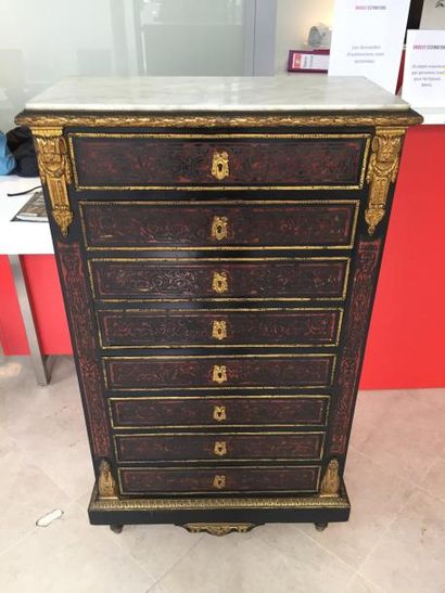 Secrétaire en bois et marqueterie Boulle...