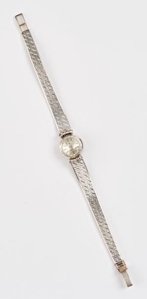 LIP


Montre bracelet de dame en or gris...