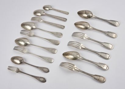 Ensemble de couverts en argent (950) :

-...